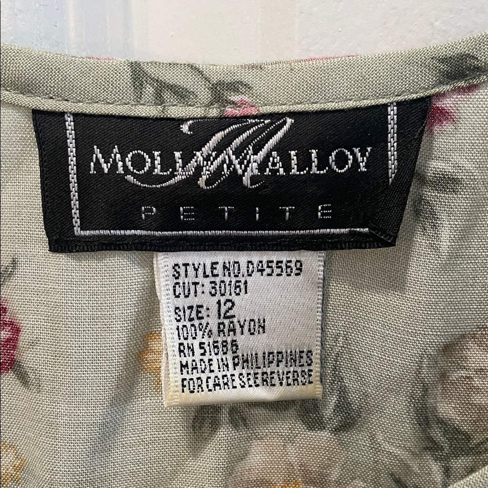 Floral Midi Dress in Green by Molly Malloy Size 12 - Picture 2 of 5